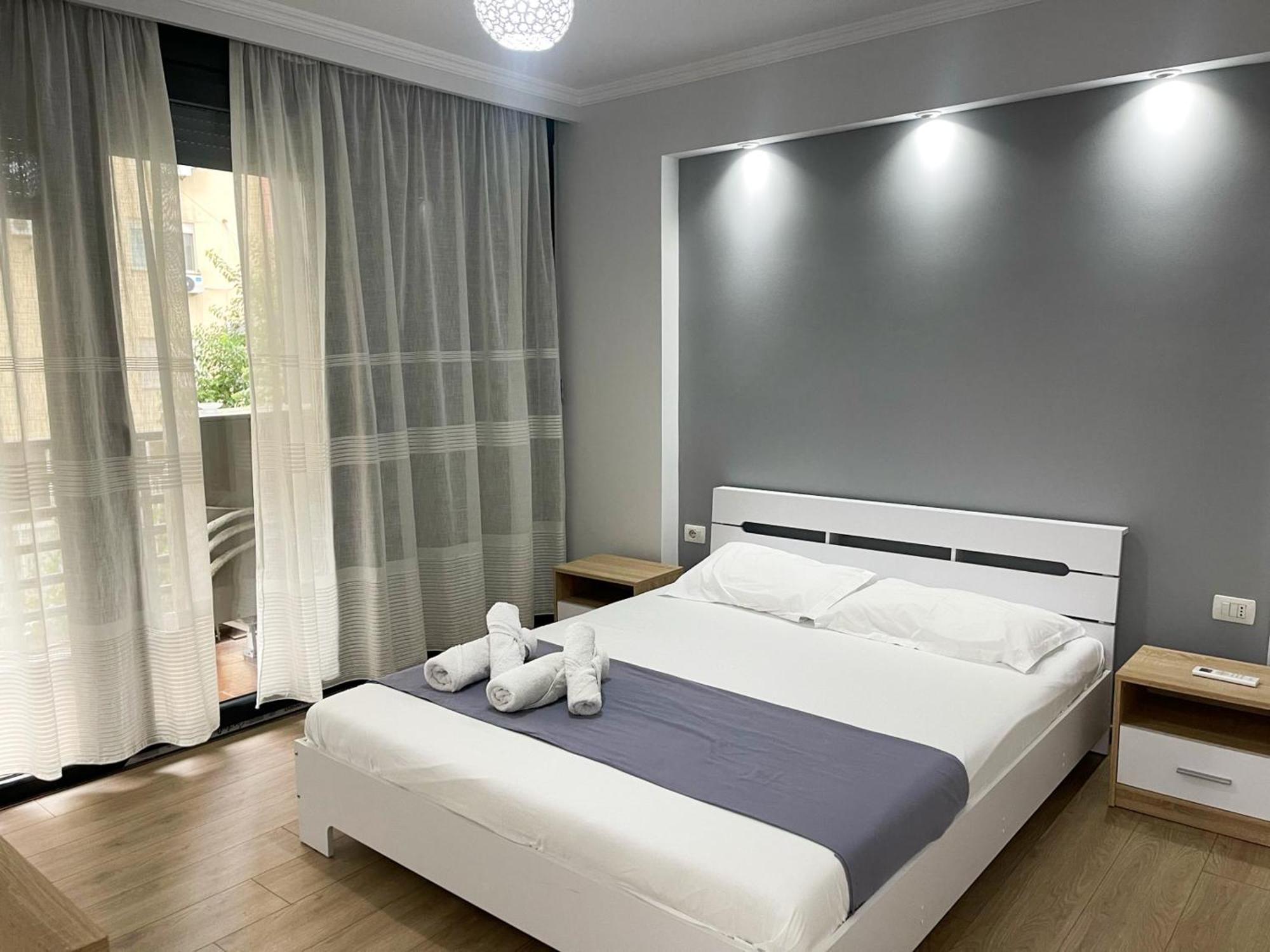 New Bazaar 2022 Apartment Tirana Exterior photo