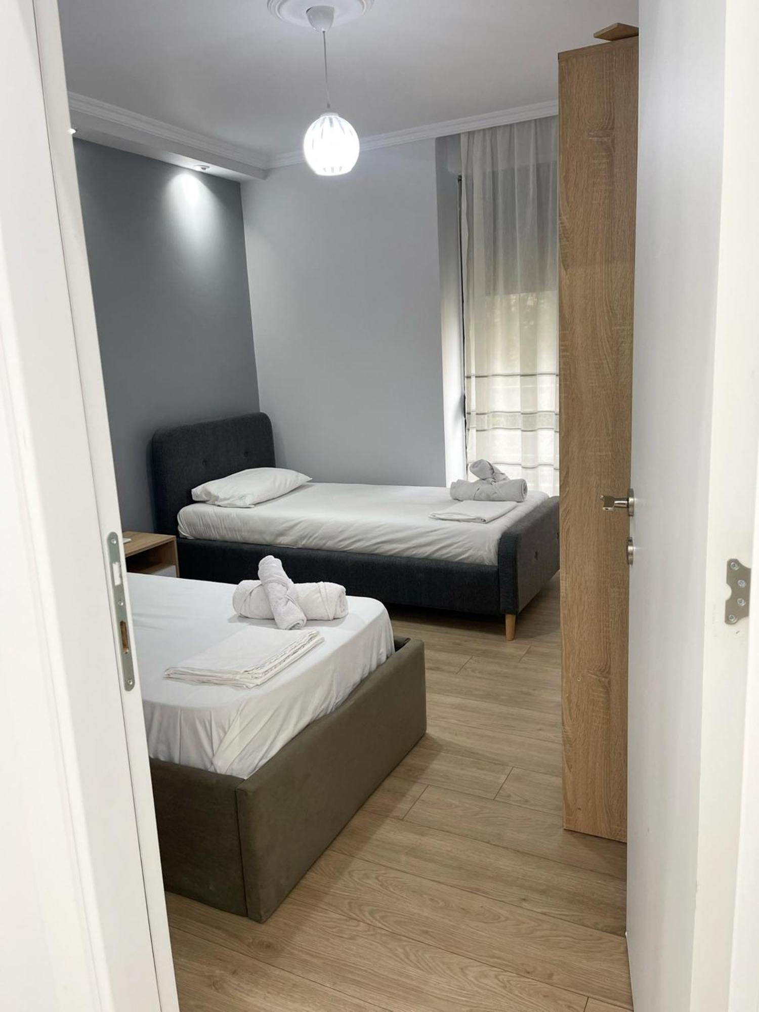 New Bazaar 2022 Apartment Tirana Exterior photo