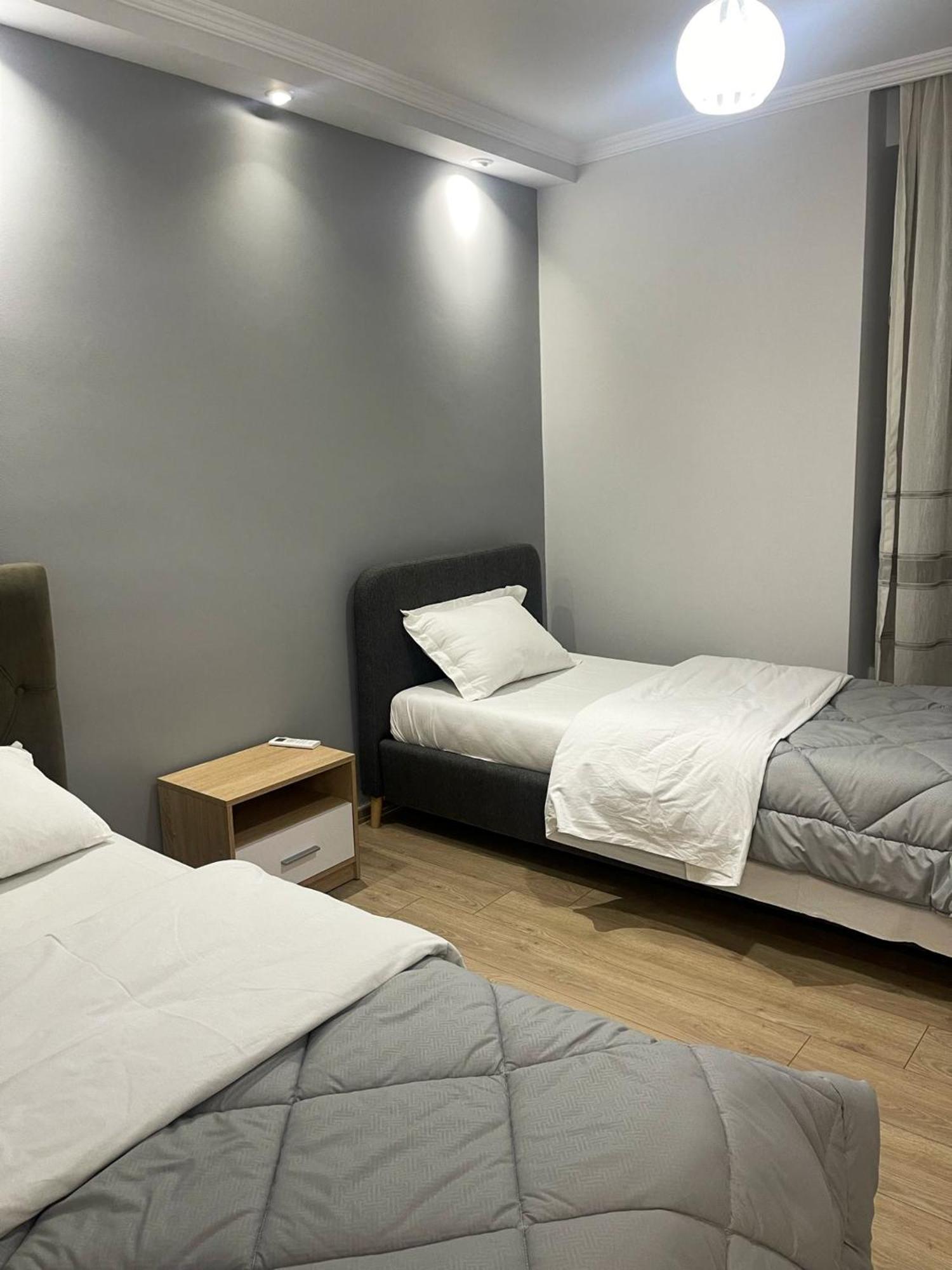 New Bazaar 2022 Apartment Tirana Exterior photo
